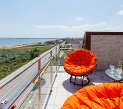 Апартаменты с 2 комнатами с балконом в Tur House