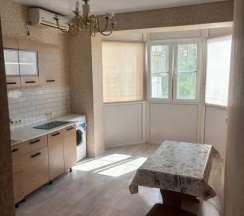 Двухместный номер Standard с балконом двуспальная кровать в Мини-отель