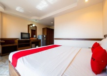 Номер Deluxe в RedDoorz Navin Mansion 3 Pattaya