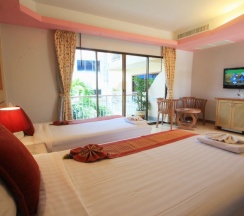 Двухместный номер Superior с балконом двуспальная кровать в Baan Boa Resort