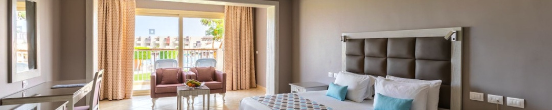 Двухместный номер Deluxe с видом на бассейн 2 отдельные кровати в Sunrise Crystal Bay Resort