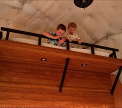 Геокупол с 1 двуспальной кроватью в Family Park