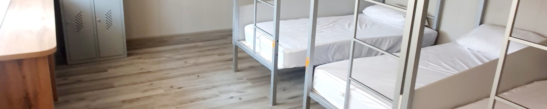 спальное место в общем номере с 8 кроватями в Пятый элемент