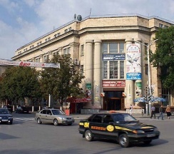 Квартира в Апартаменты на переулок Красный Шахтёр, 61