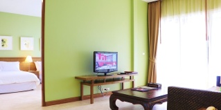 пляж Руби Бич: Курортный отель Centara Chaan Talay Resort & Villas