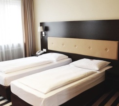 Двухместный номер 2 отдельные кровати в Bristol Hotel Frankfurt