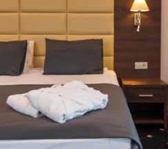 Executive Suite в Central City