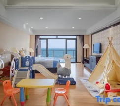Семейный люкс с видом на море в Country Garden Silver Beach Hotel