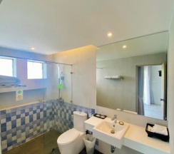 Трёхместный номер Premier в Palm Galleria Resort