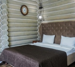 Шале с большой двухспальной кроватью в Софийские вершины