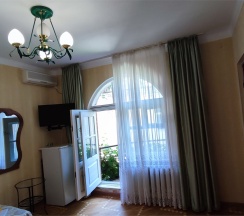 3-х местный с балконом в Континенталь