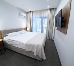 Family Village 3 спальни, улучшенный. Заезд в 19-00, выезд в 17-00. в Мечта