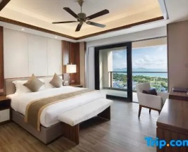 Люкс Deluxe в Jinghai Hotel & Resort