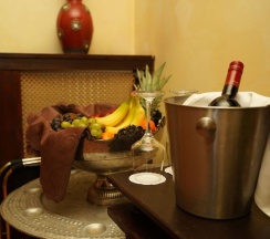 Двухместный номер Standard двуспальная кровать в Hotel Villa Oriental & Restaurant
