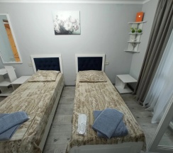 Четырёхместный номер Superior с балконом в Samira