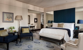 Номер Премьер Кинг в Four Seasons Hotel Moscow