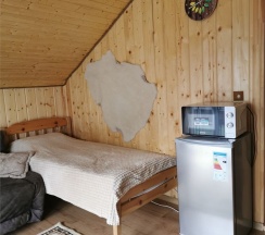 Полулюкс с видом на горы (2 этаж, номер 4) в Предгорье