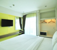 Двухместный номер Superior двуспальная кровать в The AIM Patong Hotel