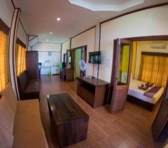 Семейный номер Standard в Tharathip Resort