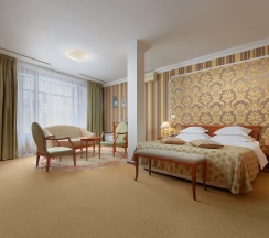 Джуниор сюит в Author Boutique Hotel