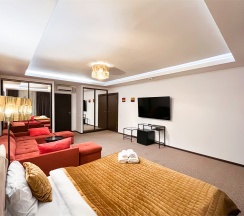 Полулюкс с двуспальной кроватью в Moscow Point-Red October