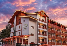 Отель Pino в Архызе