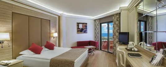 Двухместный номер Standard с видом на море двуспальная кровать в Delphin Deluxe Hotel - Ultra All Inclusive