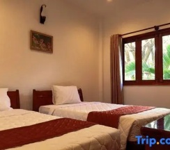 Семейное бунгало с видом на сад в Hong Bin Bungalow Resort