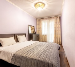 Есенина 5 в HomeHotel