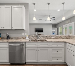 Коттедж с видом на океан в Amazing New 3br/2ba Laguna Beach! / 6p Golf Cart: 2 Mins to Beach/west PCB