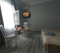 Четырёхместный номер Superior с балконом в Samira