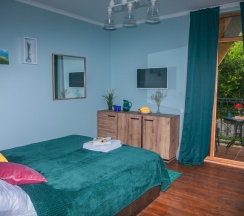 Двухместный номер Standard с балконом и с красивым видом из окна двуспальная кровать в Mirai