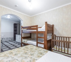 Апартаменты № 3 в Золотой берег