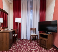 Стандарт 2-х местный с большой кроватью в Жемчуг