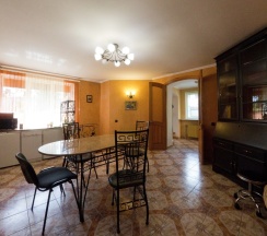 Коттедж с 2 комнатами в Наратэй