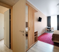 Полулюкс 2-х комнатный в Лабиринт