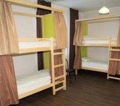 Кровать в 10-местном общем номере в Texas inn express