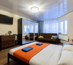 Квартира в Апартаменты на Глухарская ул. дом 27, корп.1