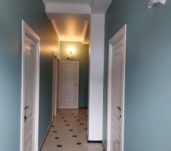 2-3 местный фасад с балконом в Прага