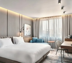 Номер Premium в Crowne Plaza Sofia by IHG