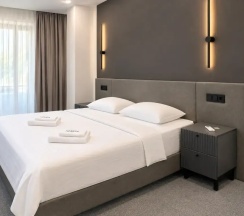 Двухместный номер Deluxe (двуспальная кровать) в Azanta