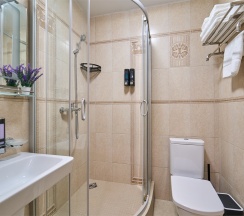 Стандарт улучшенный в Амбассадор