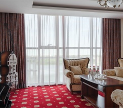 Гранд Люкс в Marins Grand Hotel Астрахань