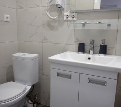 Люкс с раздельными кроватями и кухней в Pastel