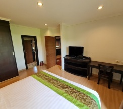 Люкс Executive с балконом в Grand Garden Hotel & Residence