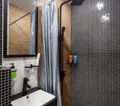 2 Одноместный номер(полу люкс),с двухспальной кроватью. в Аппартамент