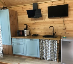 Шале 4. Четырёхместный номер комфорт с видом на горы в Белый волк