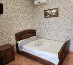 Номер комфорт семейный в Дружба
