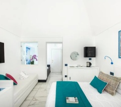 Двухместный номер With hot tube Executive Seaview (двуспальная кровать) в Positano Art Hotel Pasitea