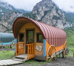 Дилижанс "Кавказская пленница", 2х-местный бутик-номер с ванной в О2Kislorod